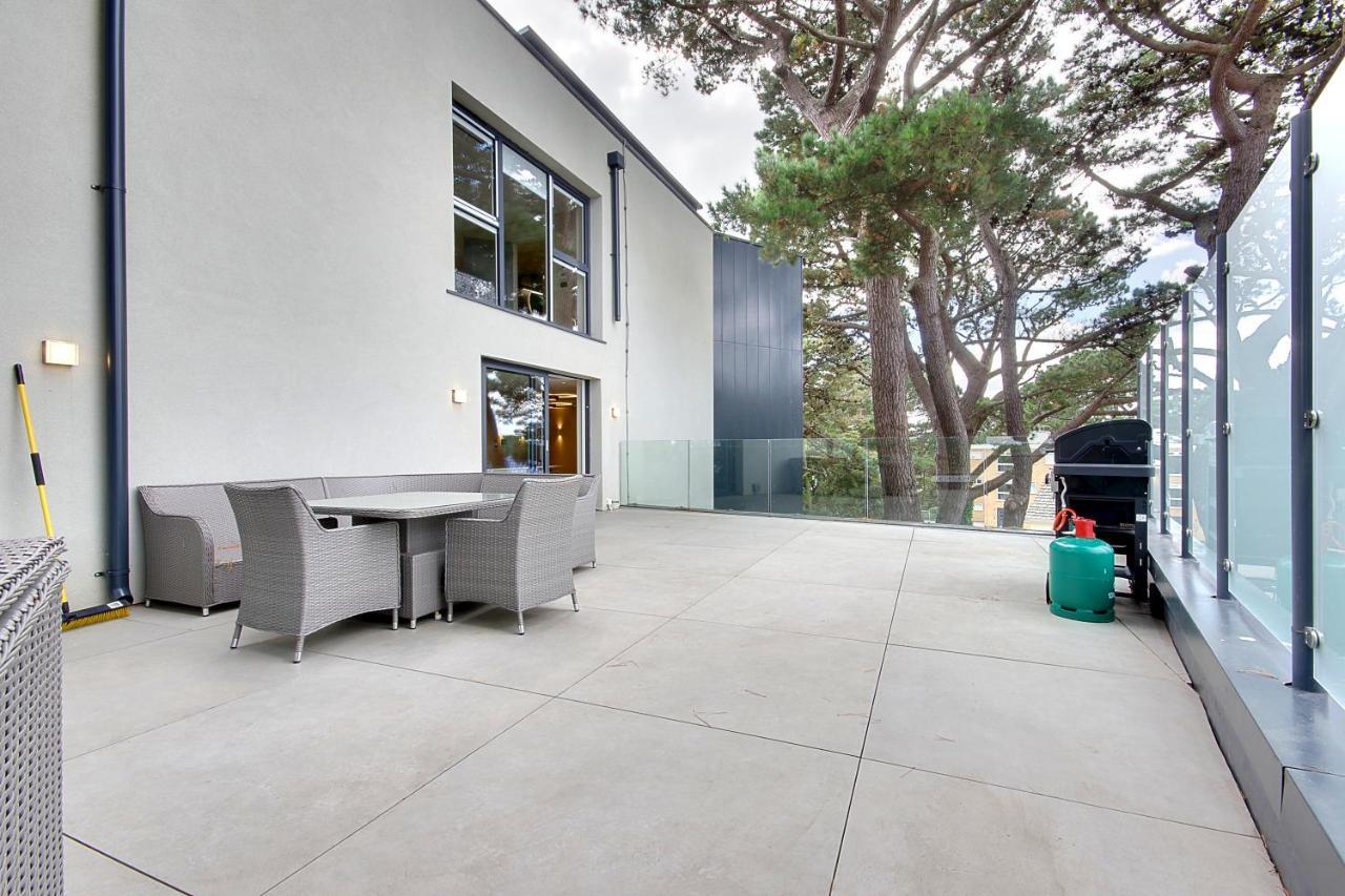 Canford CliffsLuxury 3 Bed Flat With Large Terrace, Sea Views And Hot Tub公寓 外观 照片