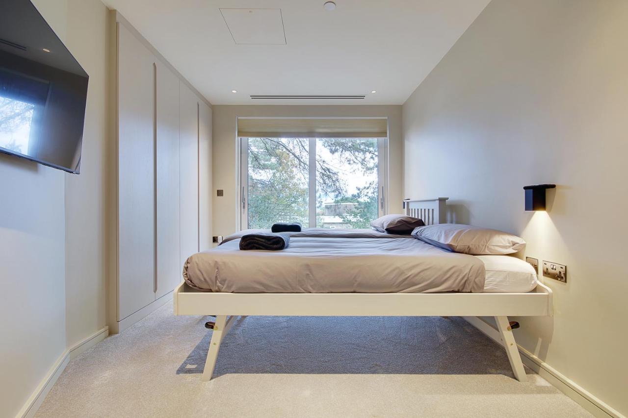 Canford CliffsLuxury 3 Bed Flat With Large Terrace, Sea Views And Hot Tub公寓 外观 照片