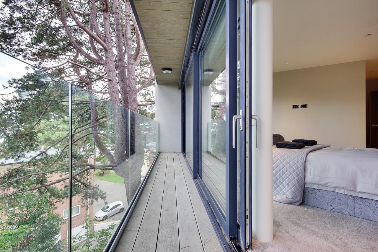 Canford CliffsLuxury 3 Bed Flat With Large Terrace, Sea Views And Hot Tub公寓 外观 照片