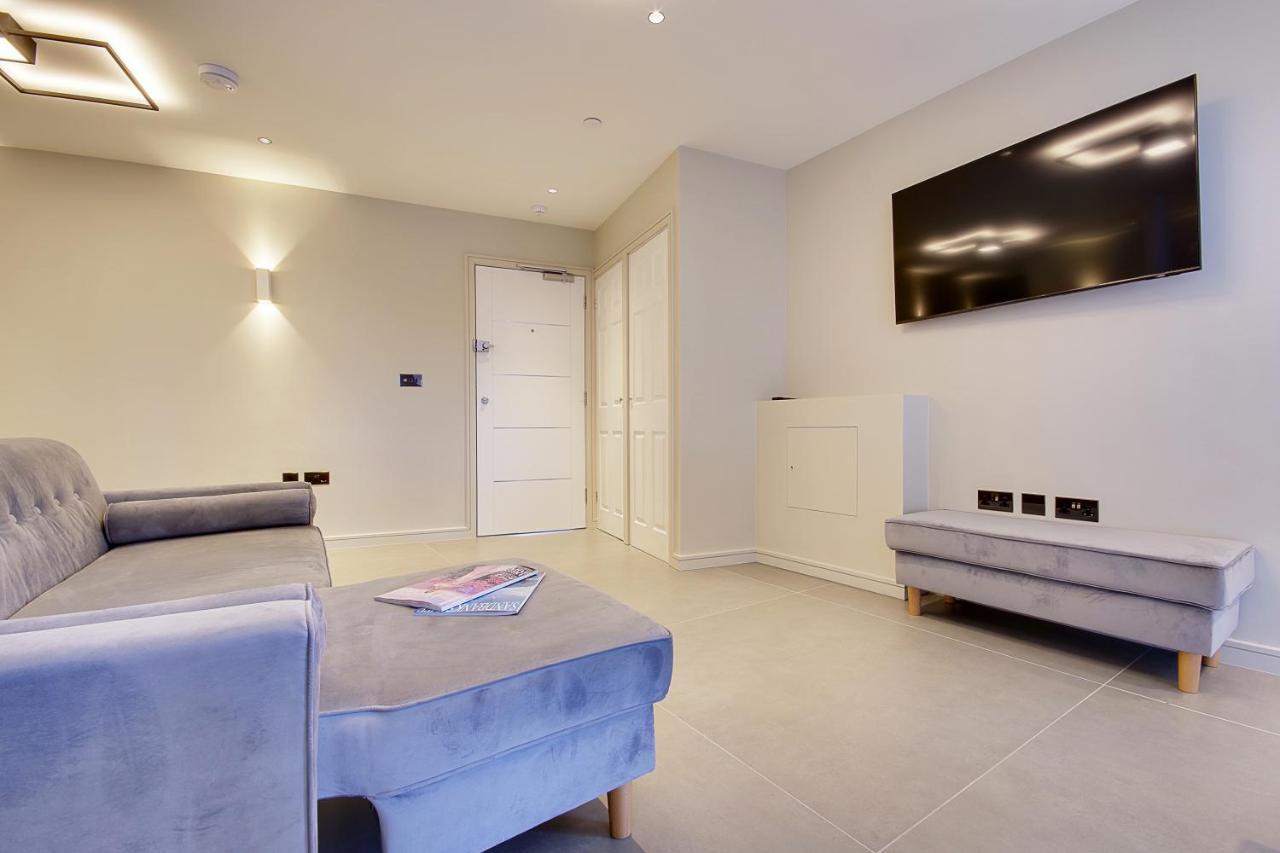 Canford CliffsLuxury 3 Bed Flat With Large Terrace, Sea Views And Hot Tub公寓 外观 照片